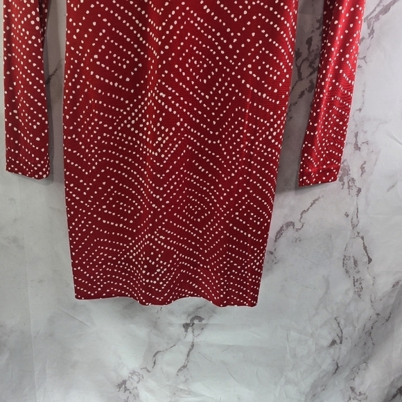 Diane Von Furstenberg Dress Womens Small 4 Red Mini Polka Dot V Neck Short - Picture 7 of 10